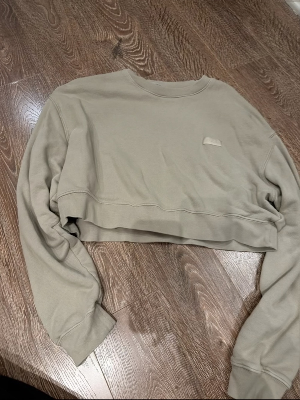 Set activeCropped Crewneck Sweatshirt - Sage Green